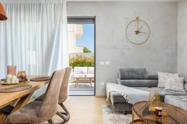 Lux Liburni - New * Pula